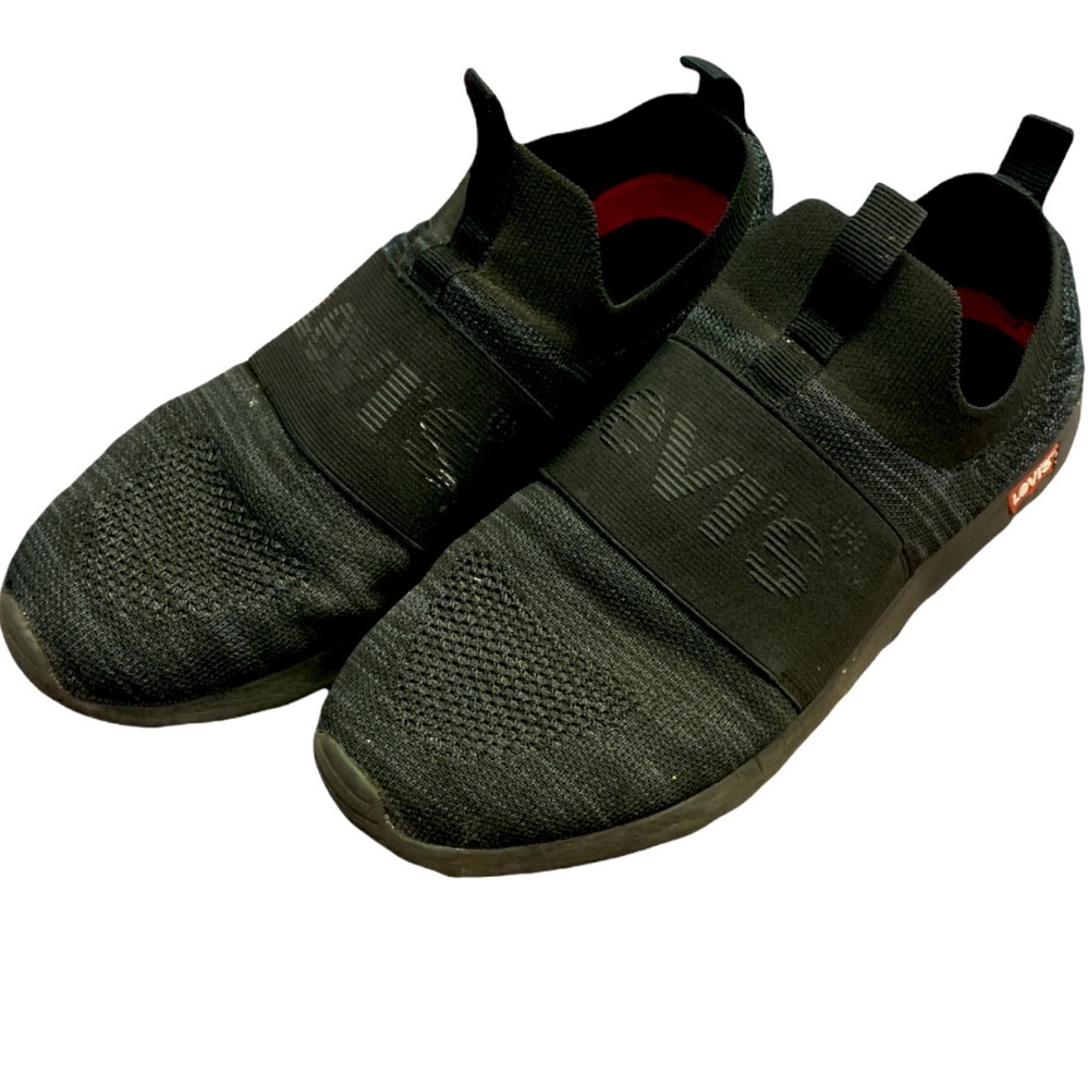 Black Levi’s Men’s Athletic Shoes. Size 9.5